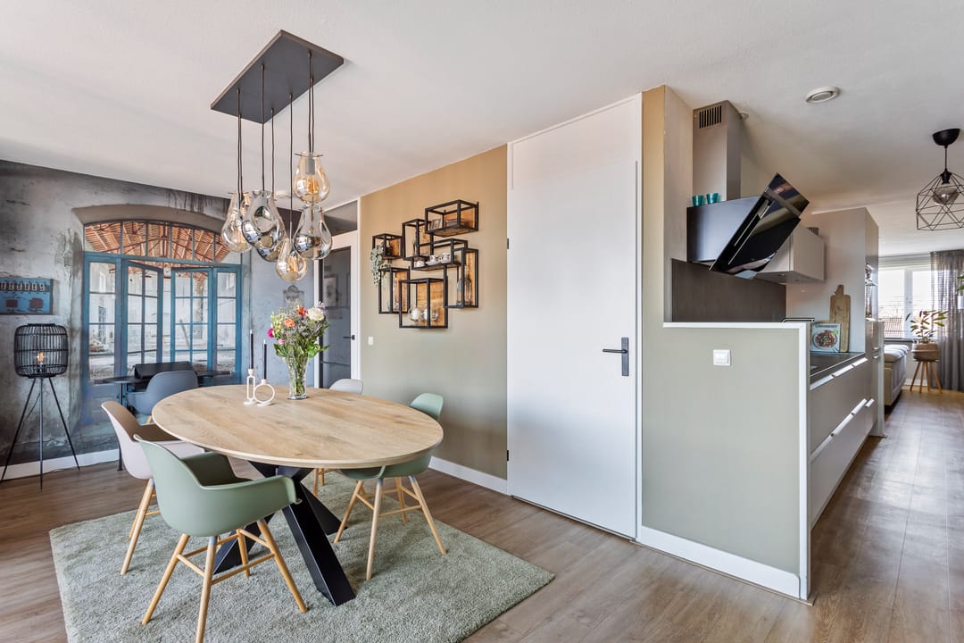 Photo 8 of Somerset 29