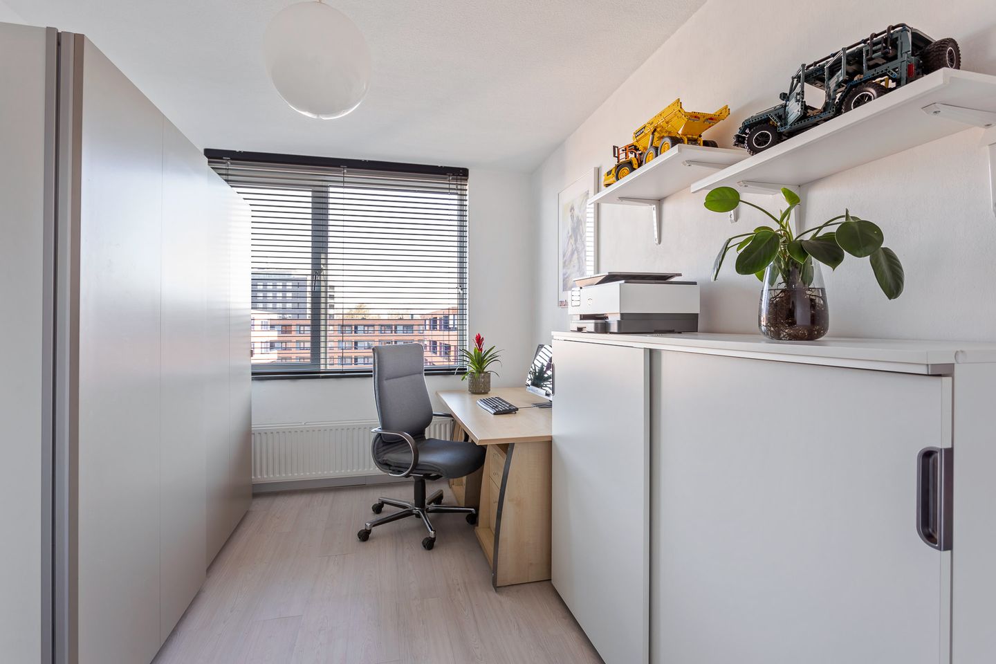 Photo 14 of Somerset 29