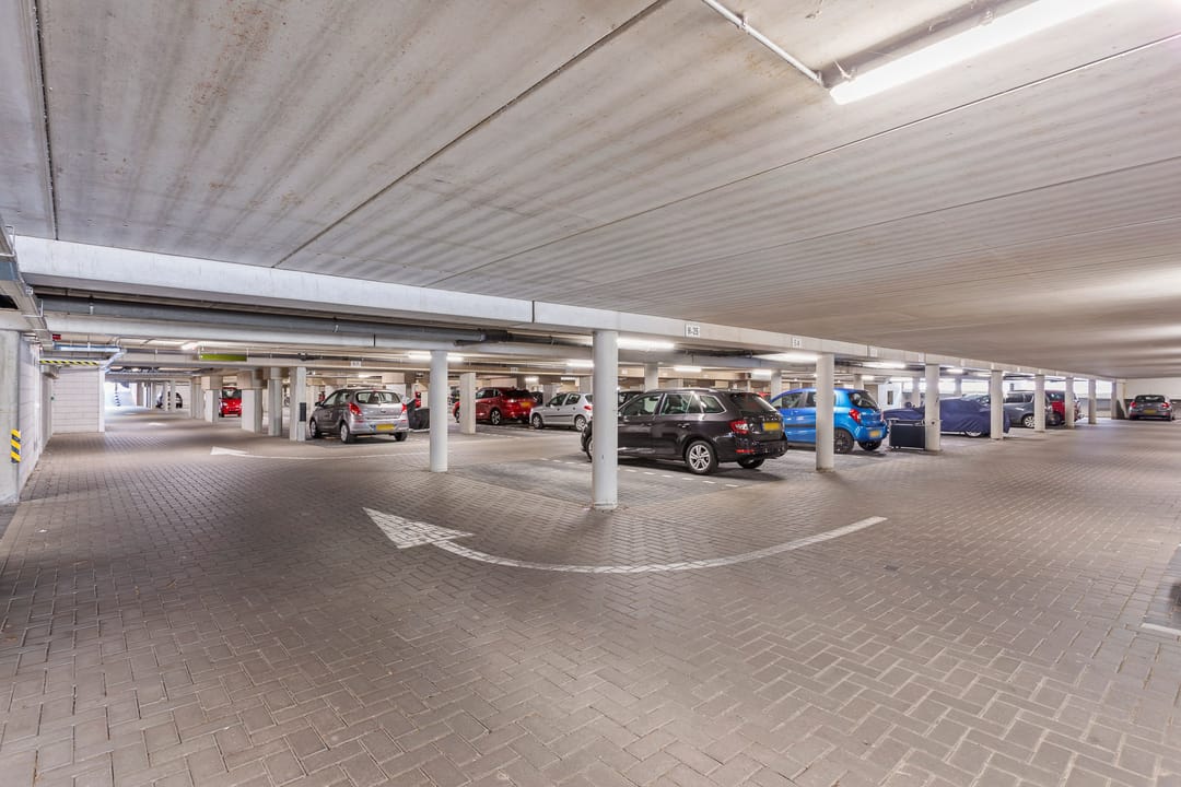 Photo 17 of Somerset 29