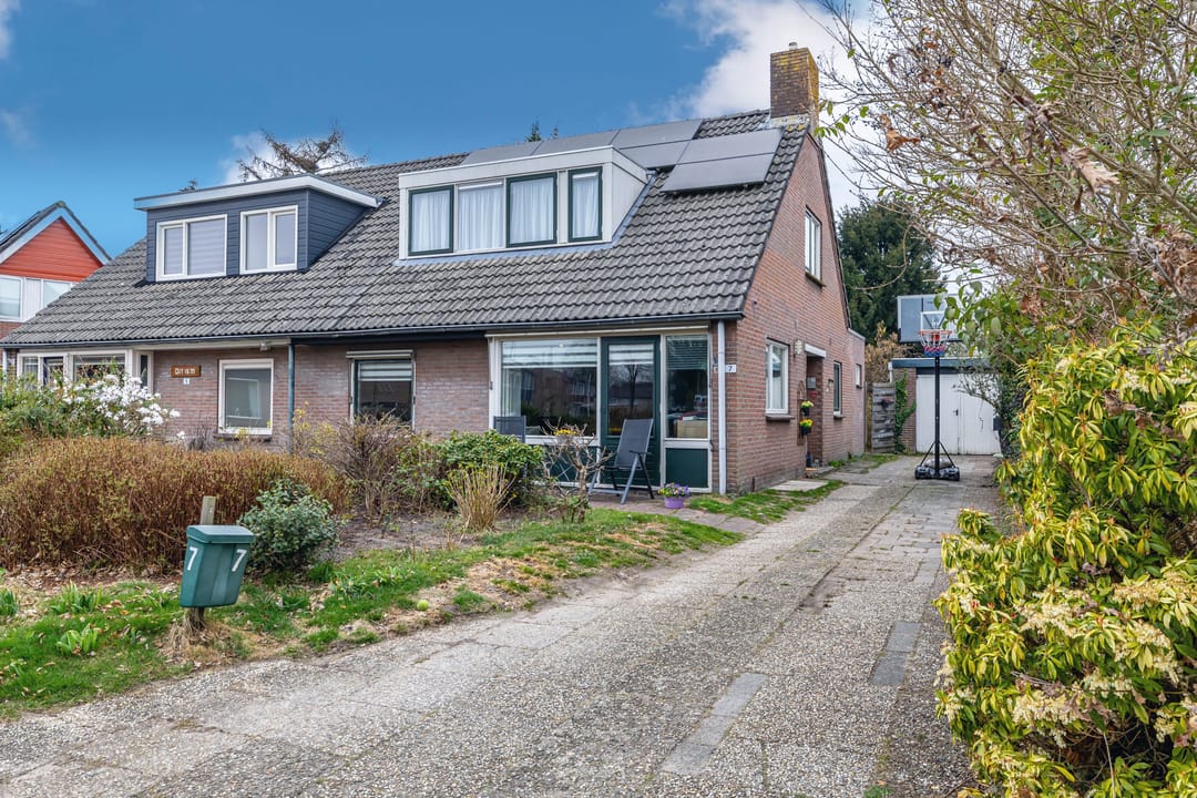 Foto 1 van Karlingakkers 7