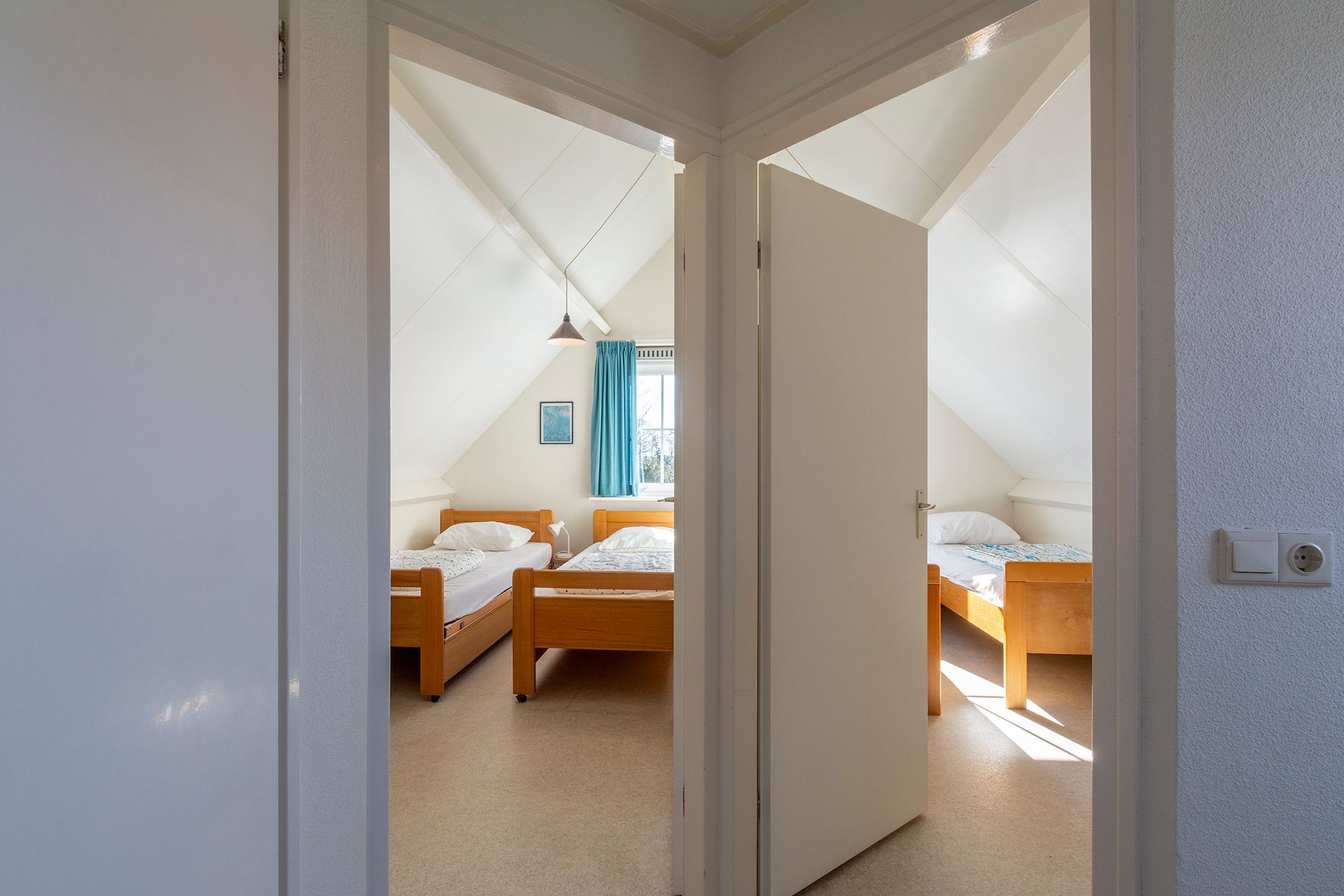 Photo 12 of Westerduinweg 34-H34