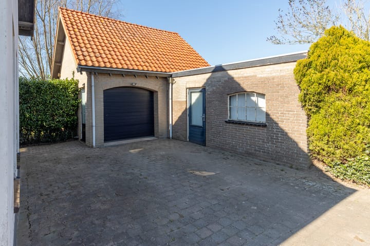 Foto 18 van Irenestraat 5