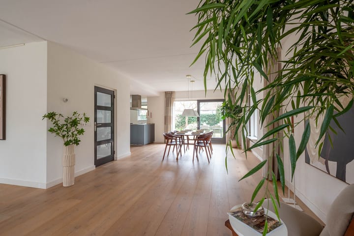 Foto 14 van Hofgeesterweg 27