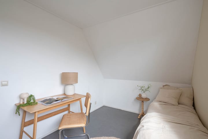 Foto 38 van Hofgeesterweg 27