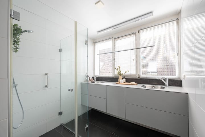 Foto 47 van Hofgeesterweg 27