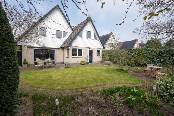 Foto 52 van Hofgeesterweg 27