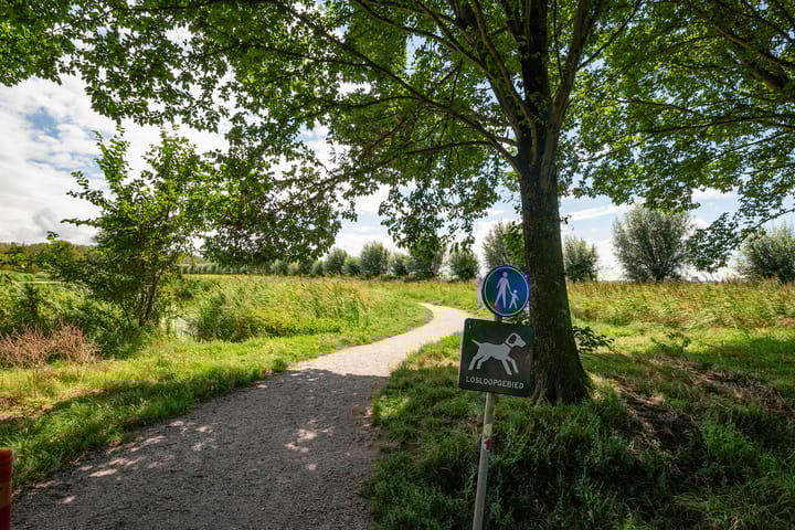 Foto 68 van Hofgeesterweg 27