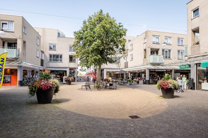 Foto 74 van Hofgeesterweg 27