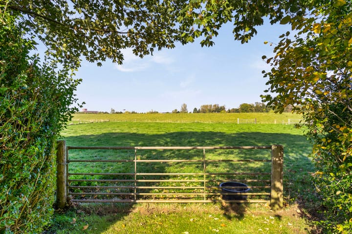 Photo 38 of Maatgravenweg 7-A