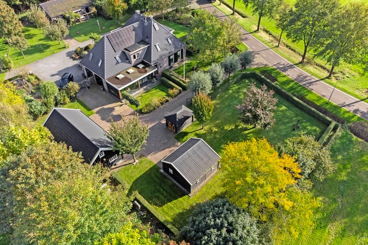 Photo 40 of Maatgravenweg 7-A