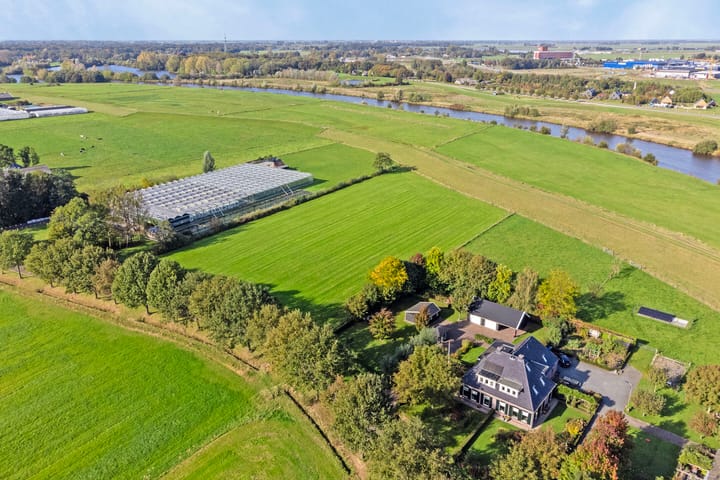 Photo 41 of Maatgravenweg 7-A