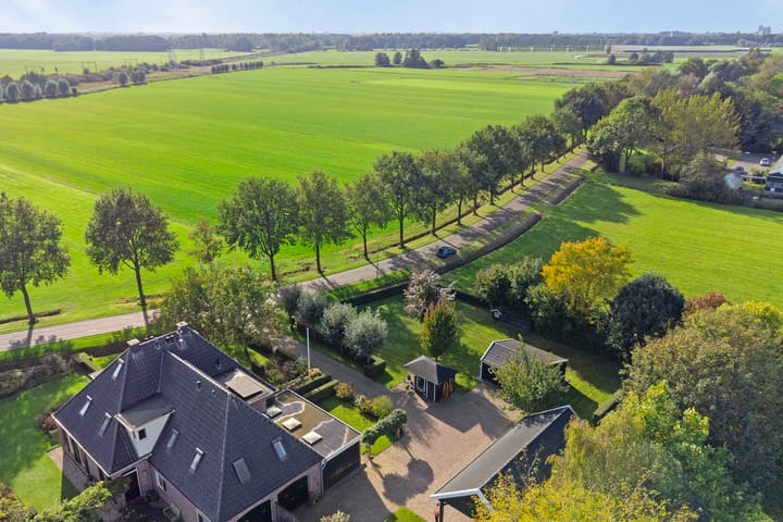 Photo 42 of Maatgravenweg 7-A