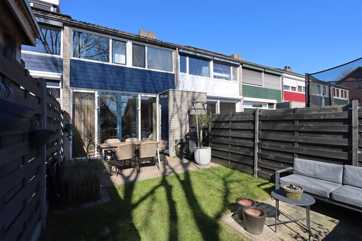 Foto 2 van van de Veldeweg 47