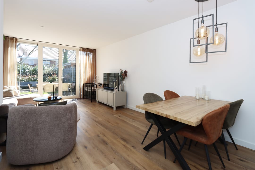 Foto 13 van van de Veldeweg 47