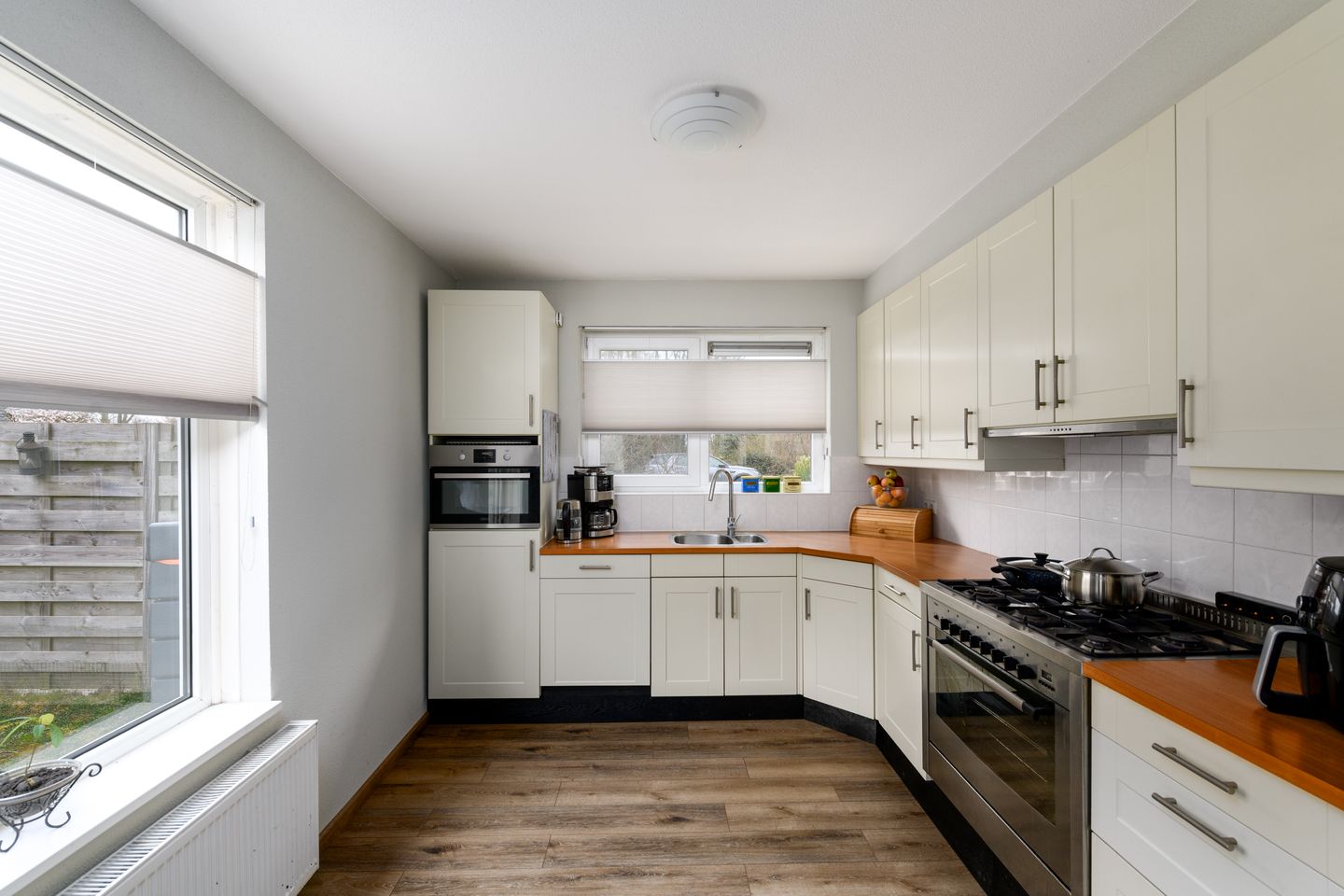 Foto 10 van Aengwirderweg 268