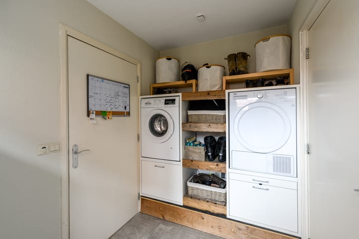 Foto 12 van Aengwirderweg 268