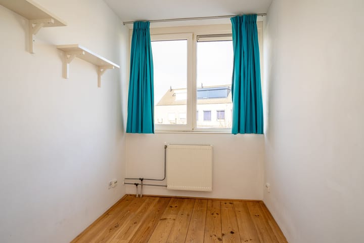 Foto 15 van Helenastraat 36