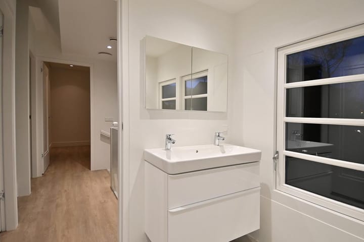 Foto 18 van Lothariuslaan 47