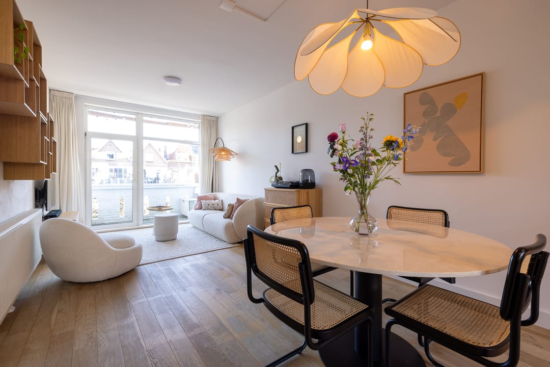 Photo 2 of Jan Willem Frisostraat 8-B