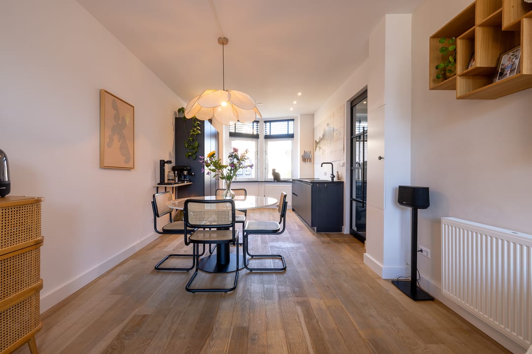 Photo 13 of Jan Willem Frisostraat 8-B