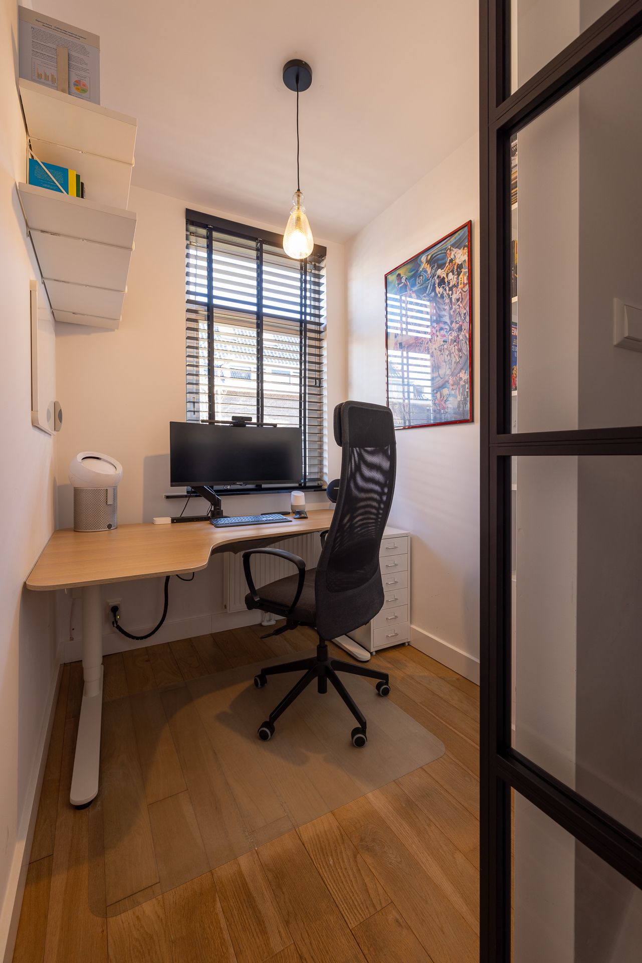 Photo 18 of Jan Willem Frisostraat 8-B