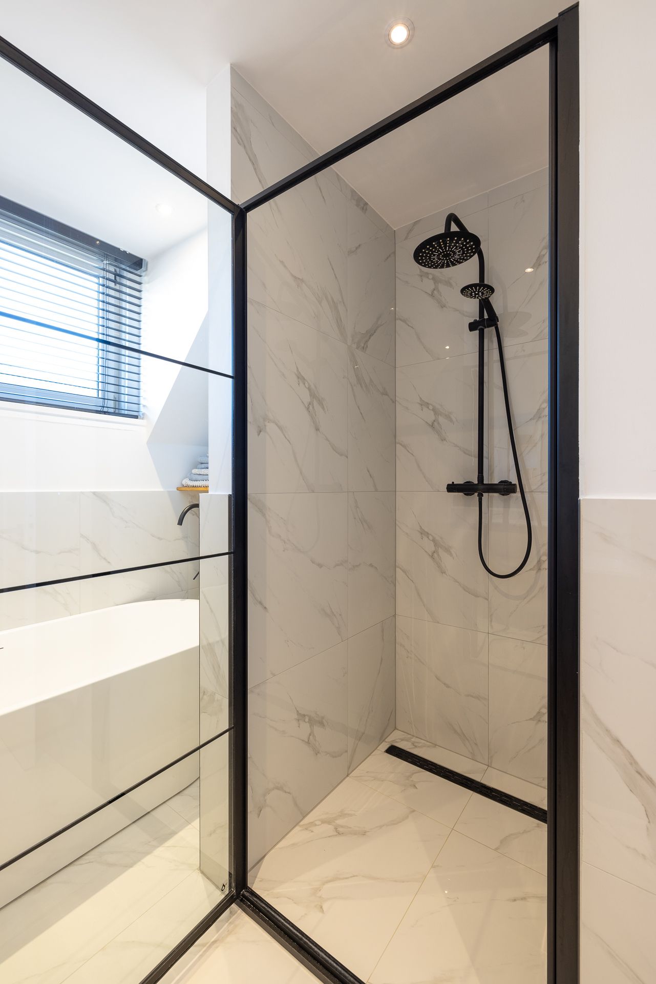 Photo 25 of Jan Willem Frisostraat 8-B