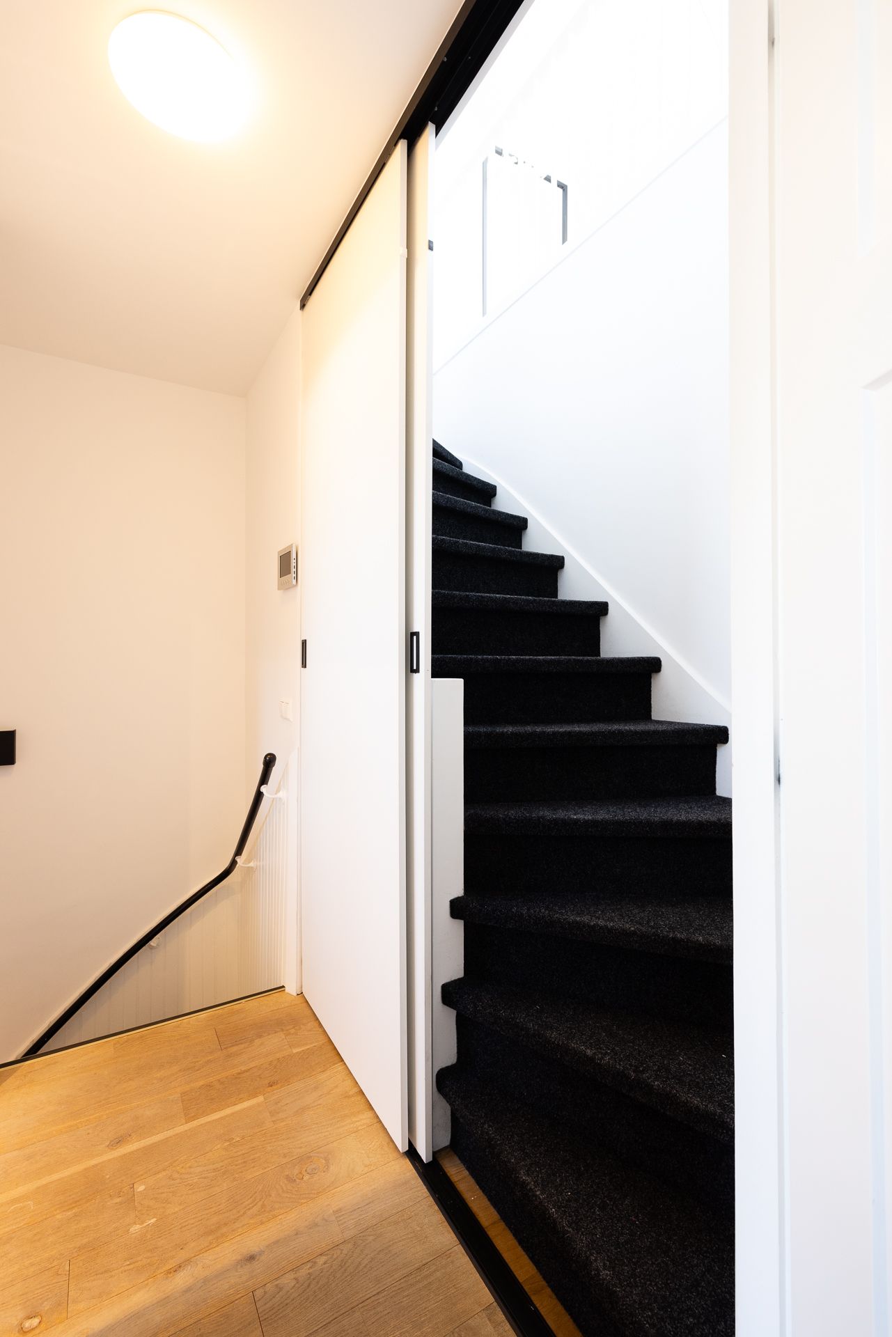 Photo 27 of Jan Willem Frisostraat 8-B