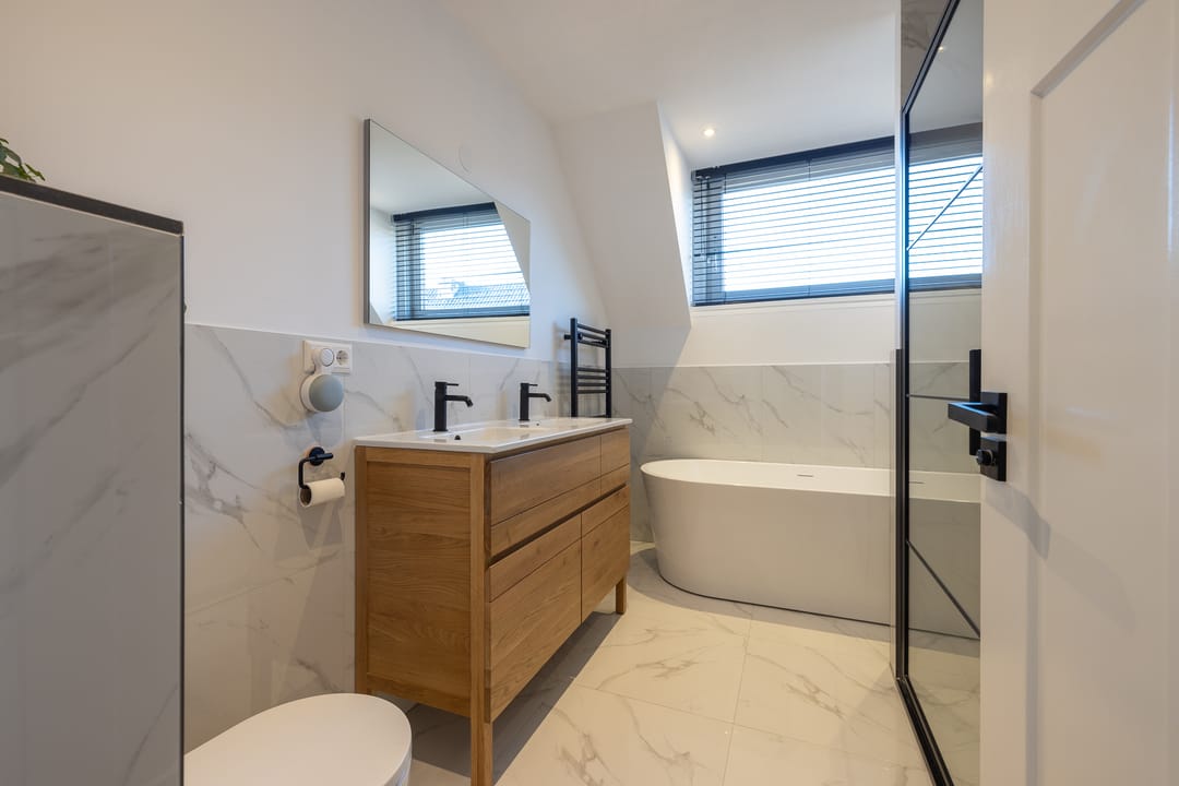 Photo 23 of Jan Willem Frisostraat 8-B