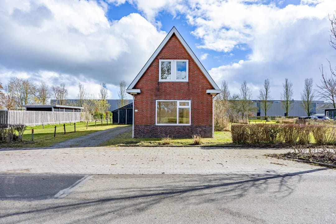 Foto 2 van Lutjegasterweg 16