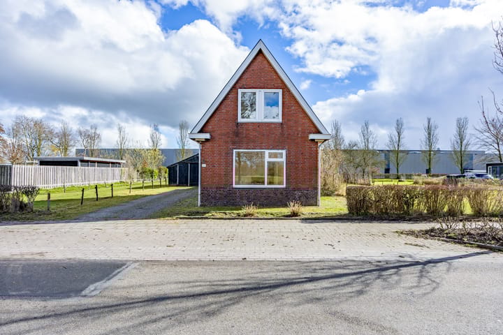 Foto 2 van Lutjegasterweg 16