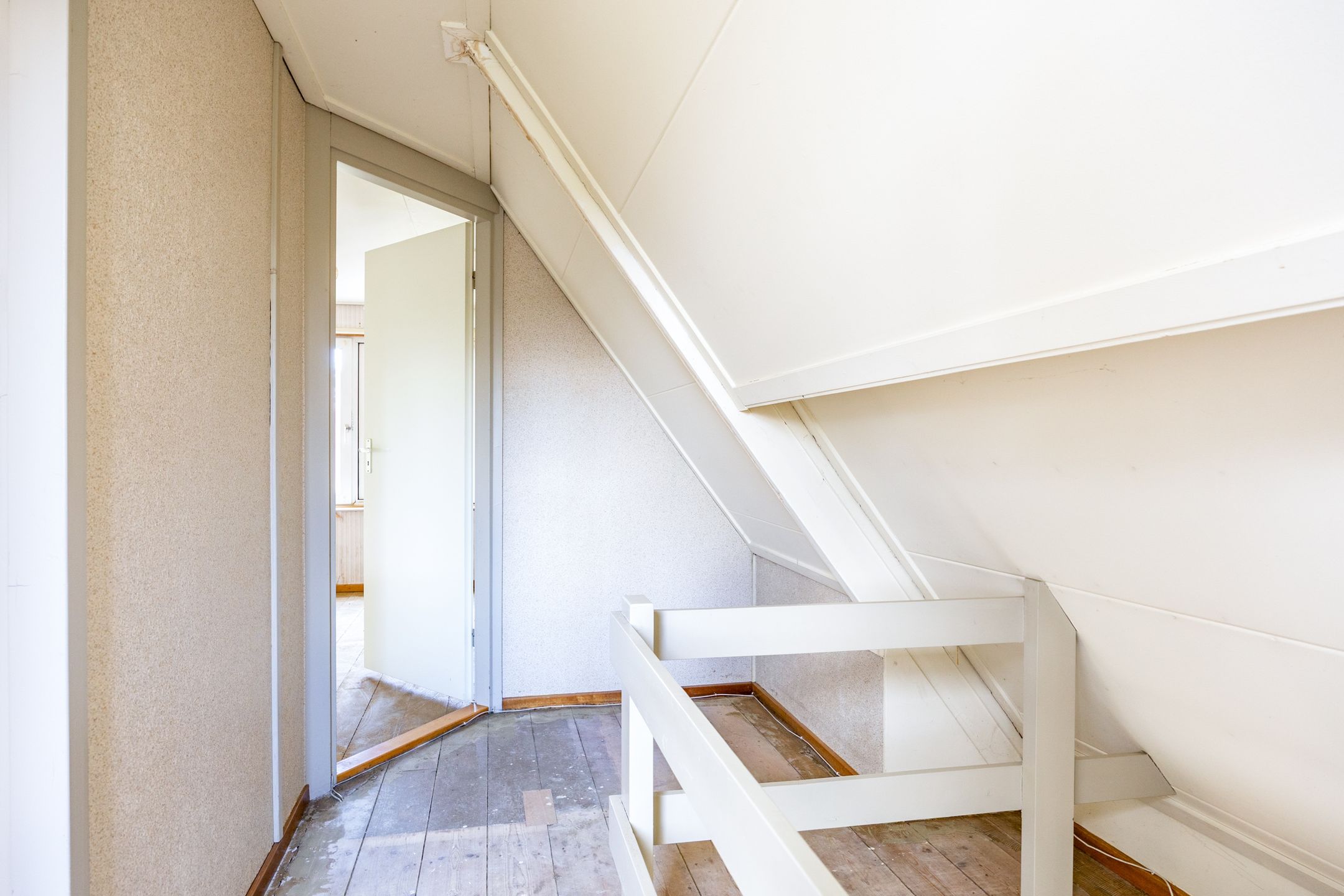 Foto 21 van Lutjegasterweg 16