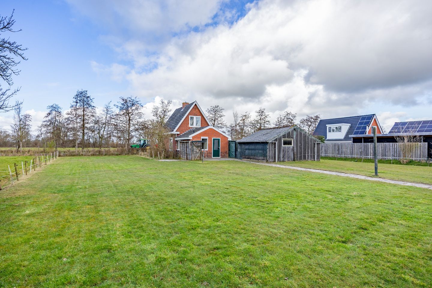 Foto 35 van Lutjegasterweg 16