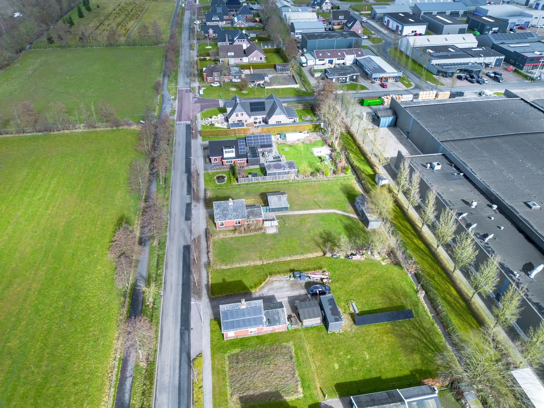 Foto 43 van Lutjegasterweg 16