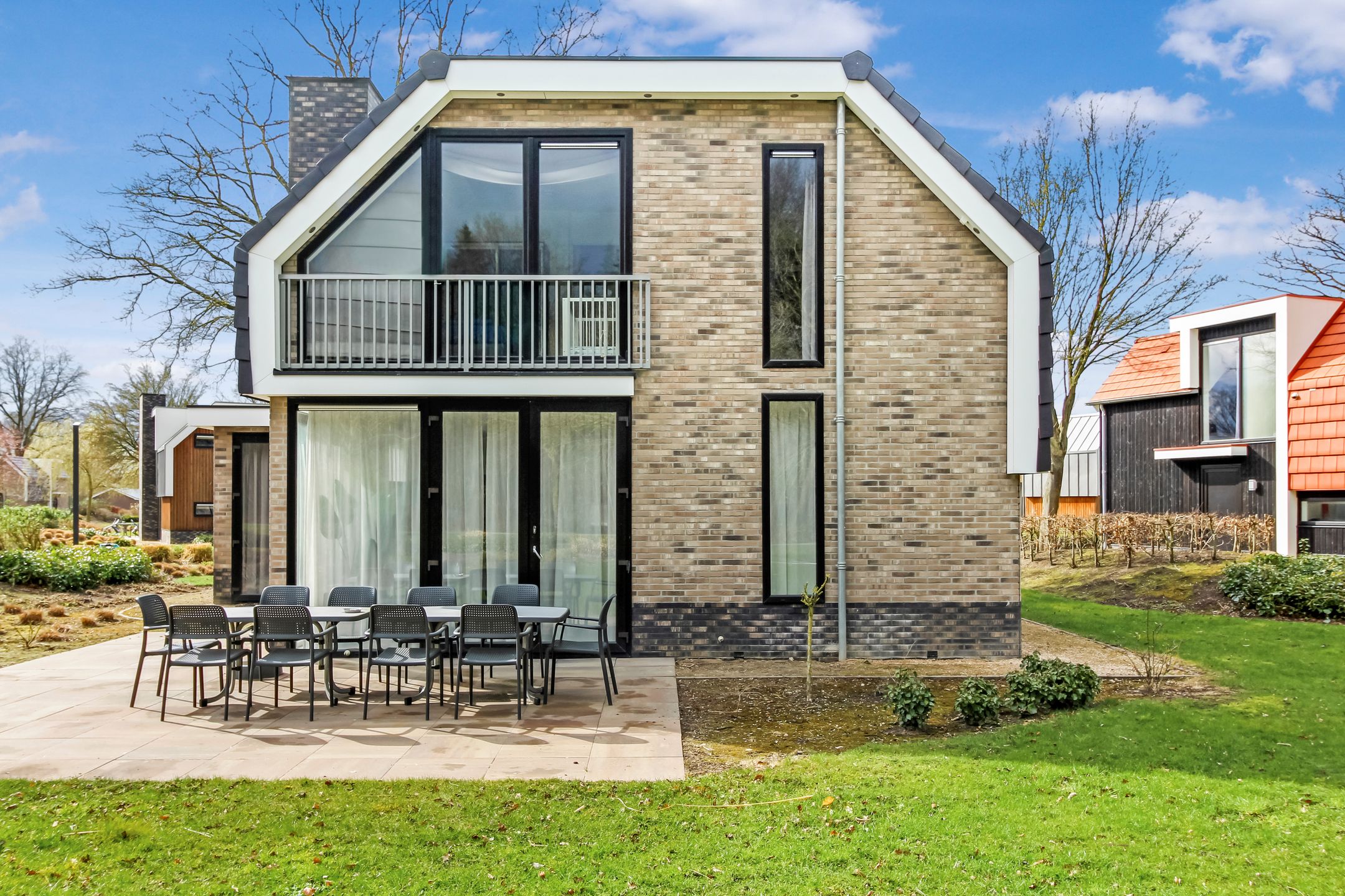 6-bedroom freehold villa in Biddinghuizen — photo 4 of 5