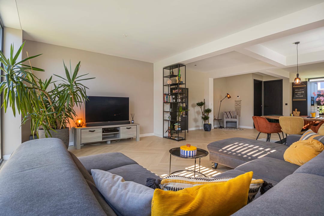 Foto 8 van Pollux 57