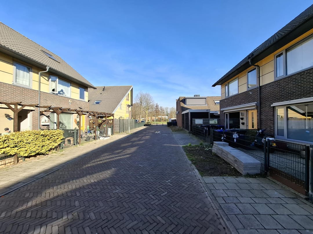 Foto 16 van Barkstraat 10