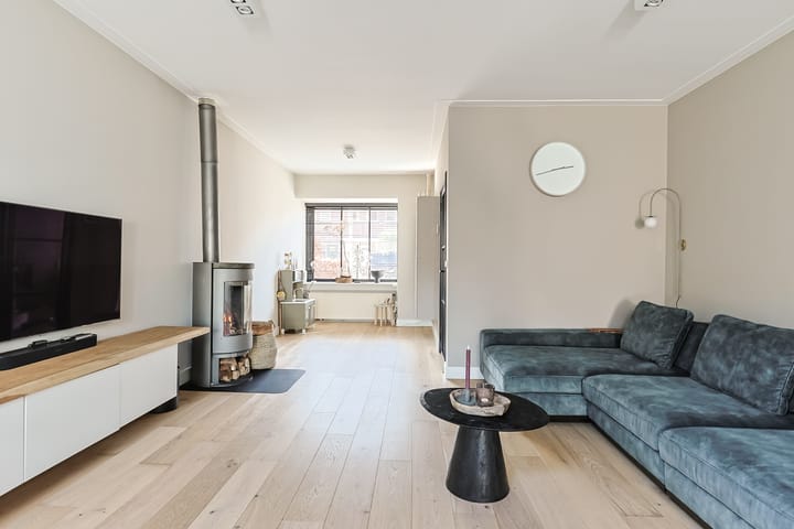 Foto 15 van Ruisdaelstraat 10