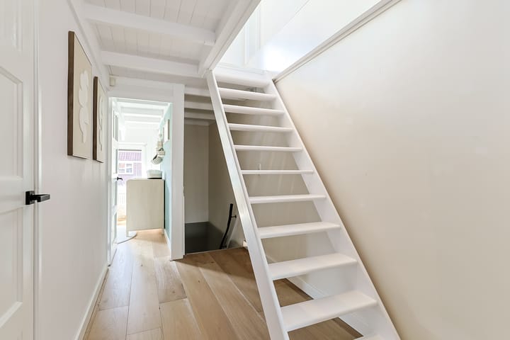 Foto 25 van Ruisdaelstraat 10