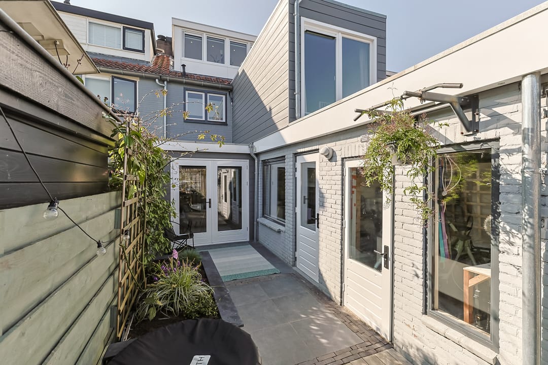 Photo 46 of Ruisdaelstraat 10