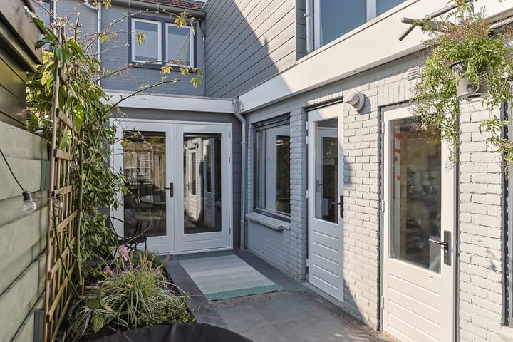 Foto 47 van Ruisdaelstraat 10