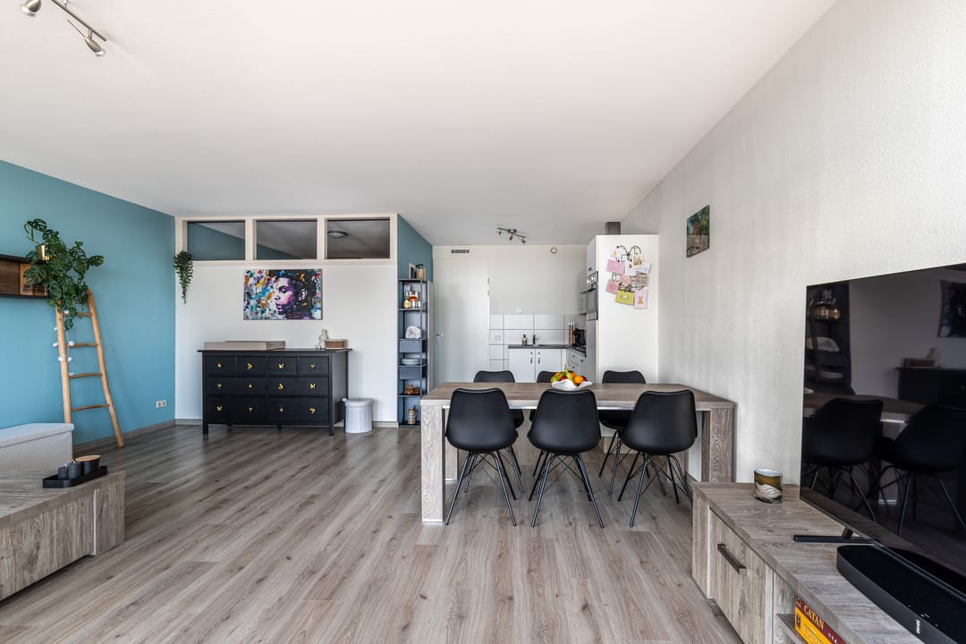 Foto 2 van Raadhuisplein 184