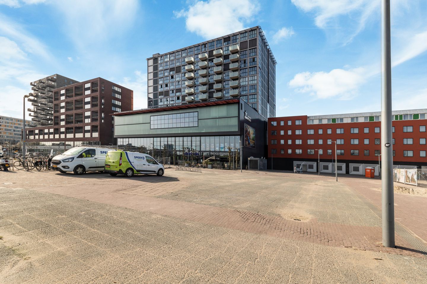 Foto 20 van Raadhuisplein 184