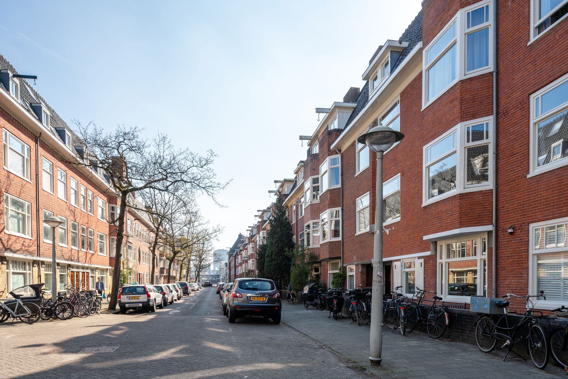 Foto 33 van Krammerstraat 12-1