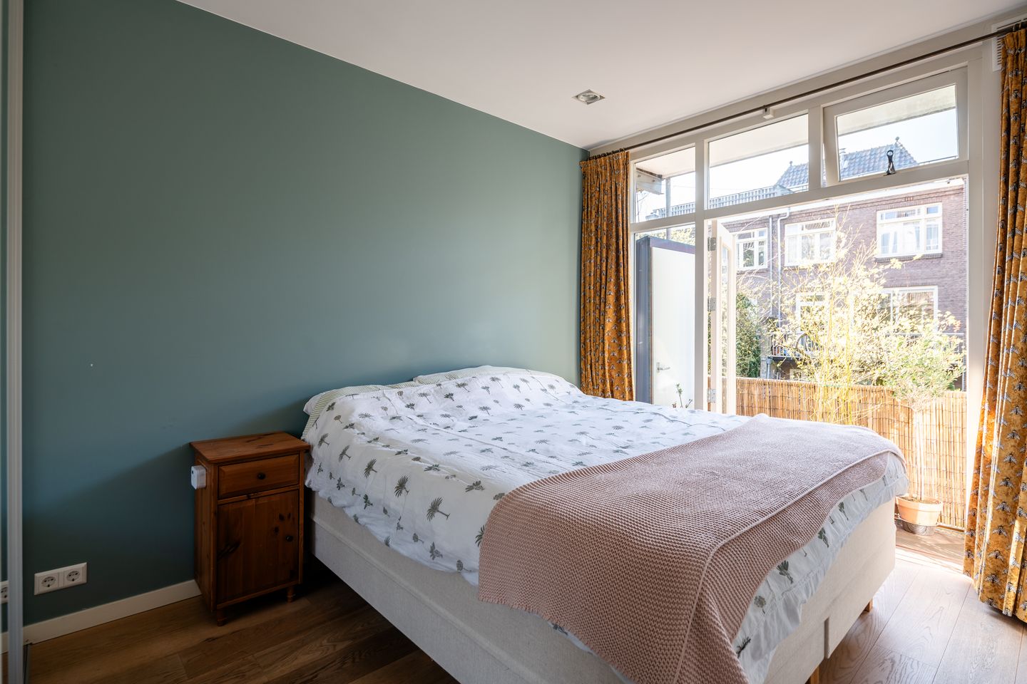 Foto 25 van Krammerstraat 12-1