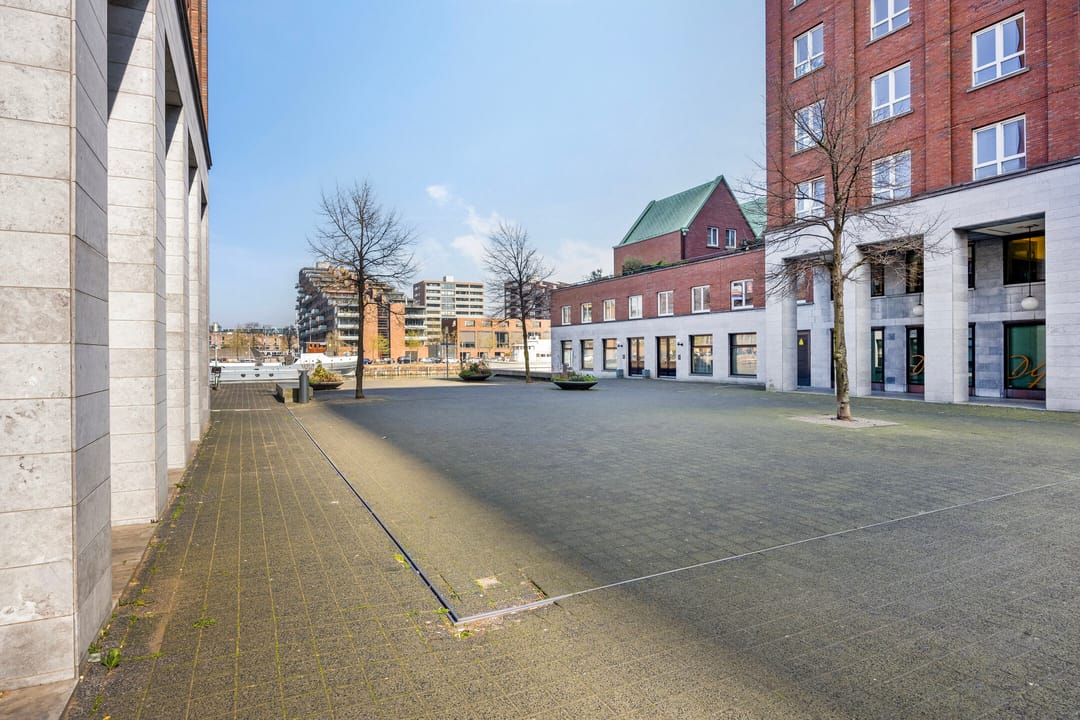 Foto 7 van Willem Dudokplein 2