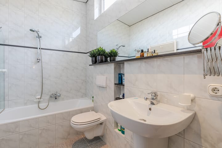 Foto 42 van Broekstraat 10