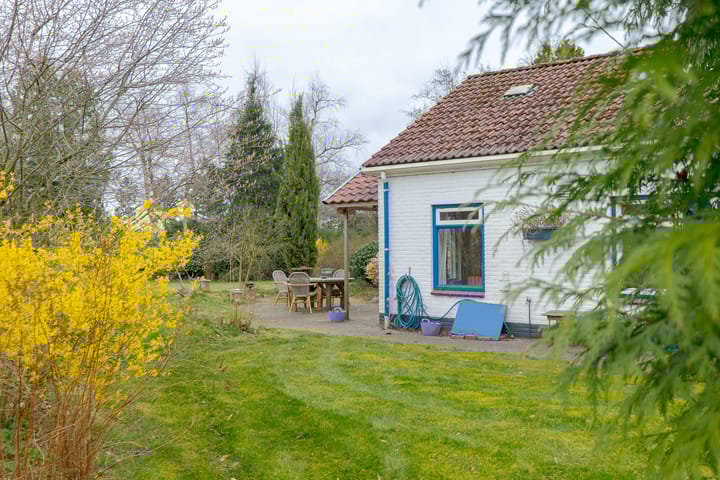 Foto 59 van Dorpsstraat 12