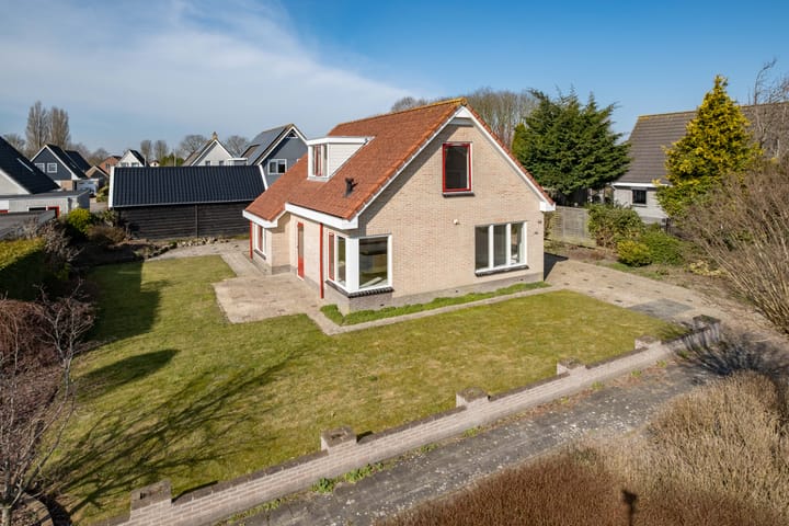 Photo 7 of It String 39