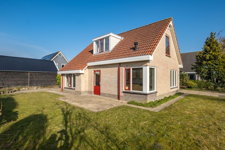 Photo 11 of It String 39