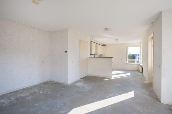 Photo 19 of It String 39